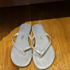 TKEES Metallic Silver Women's Sandals